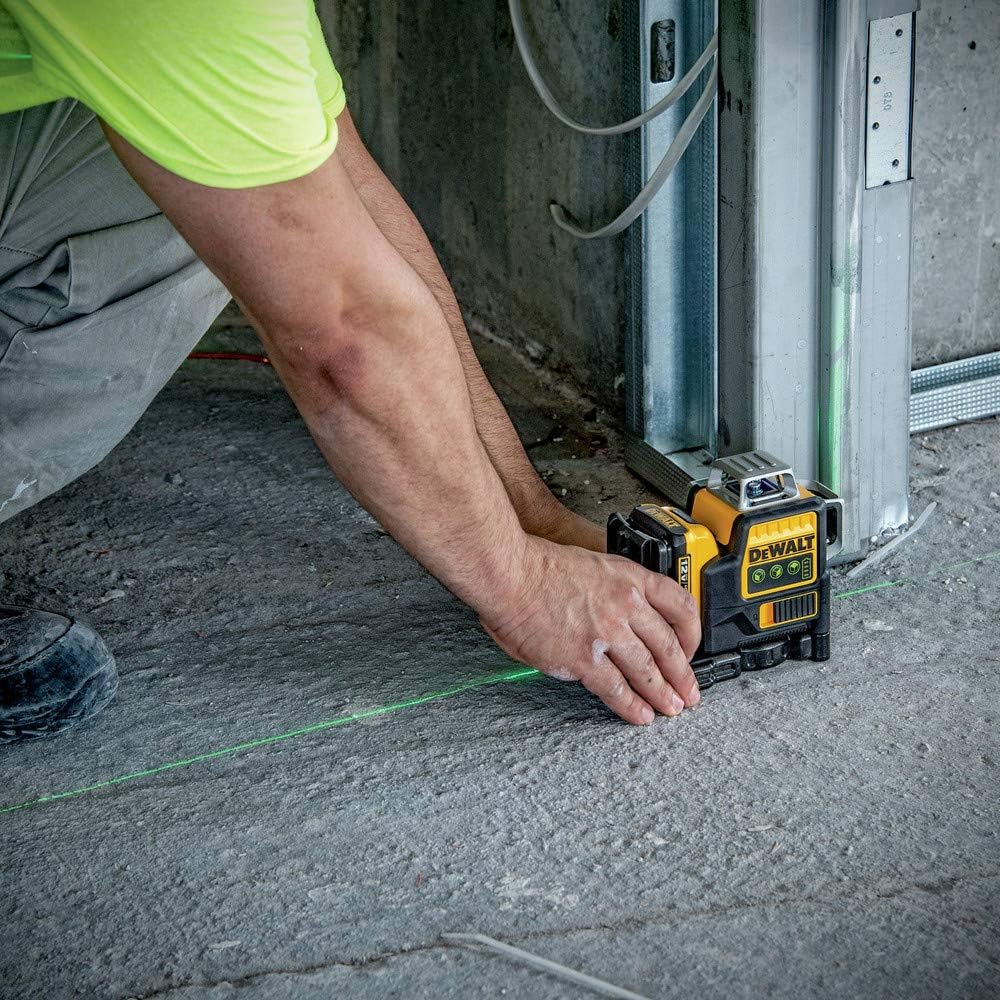 DEWALT 12V MAX Laser Level, Green Line Laser, 3-Way, 360 Degree Professional Laser with Durable Carrying Case, Cordless/Rechargeable (DW089LG)